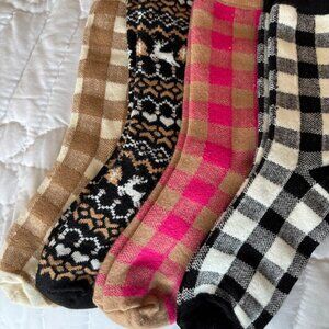 NWOT LOFT Sock 4-PACK